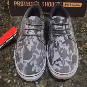Under Armour men’s shoes NEW